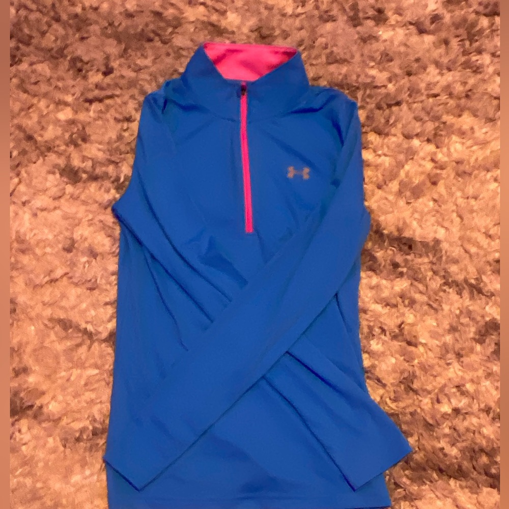 Under Armour Quarter Zip Top - Size Medium-